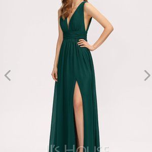Emerald Green V-Neck Sleeveless Maxi-Dress